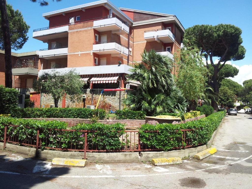 Hotel Grifone Principina a Mare Esterno foto